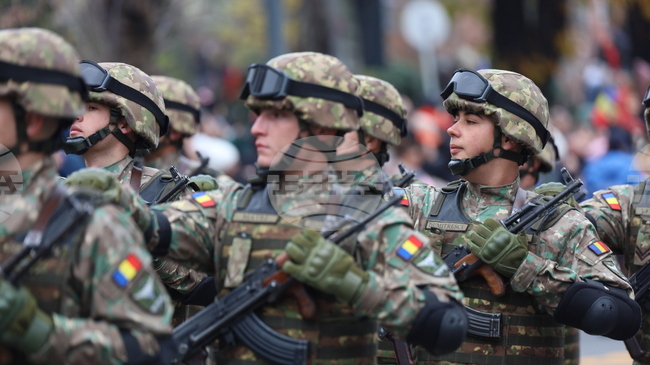 Близо половината румънци смятат, че задължителната военна служба трябва да бъде възстановена, показва проучване
