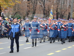 Румъния - Букурещ - национален празник - военен парад