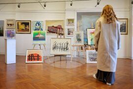 Бургас - благотворителна изложба