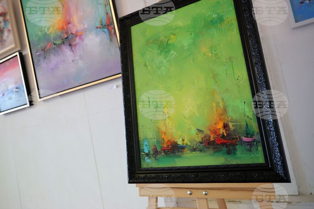 Бургас - благотворителна изложба