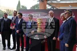 Италия - „Джиро д'Италия“ - колоездачна обиколка - церемония