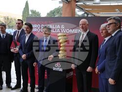 Италия - „Джиро д'Италия“ - колоездачна обиколка - церемония