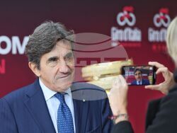 Италия - „Джиро д'Италия“ - колоездачна обиколка - церемония