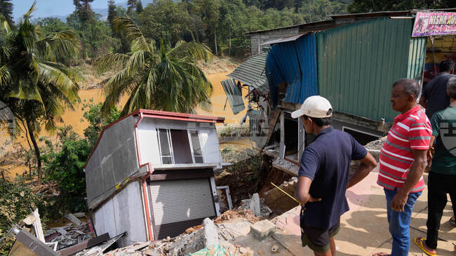 Русия изпраща хуманитарна помощ в Шри Ланка след опустошителния циклон там