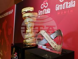 Италия - „Джиро д'Италия“ - колоездачна обиколка - церемония