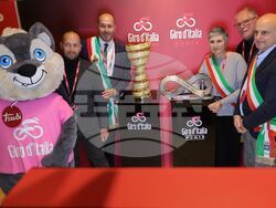 Италия - „Джиро д'Италия“ - колоездачна обиколка - церемония