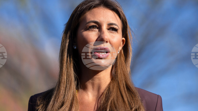 Съюзничката на Тръмп, прокурорката Хаба, подаде оставка, след като съдът я отстрани от надзора на дела