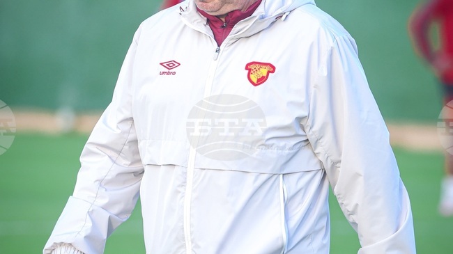 Грешките през второто полувреме и пропуснатите чисти голови положения са провалили Гьозтепе срещу Трабзонспор, смяна Станимир Стоилов