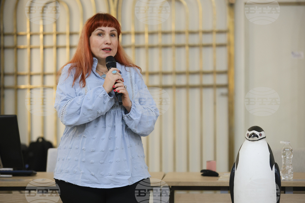 Международен ден на Антарктида - Иглика Трифонова