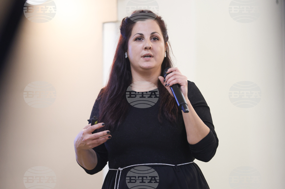 Международен ден на Антарктида - Ралица Събева