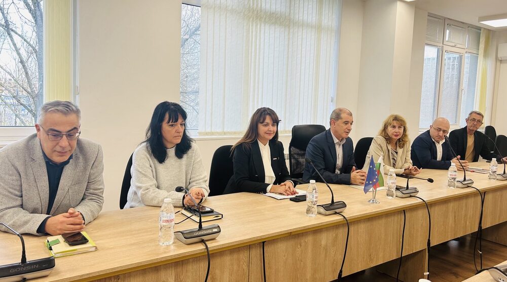 Бургаският държавен университет и Лесотехническият университет обмислят създаването на две съвместни магистърски програми