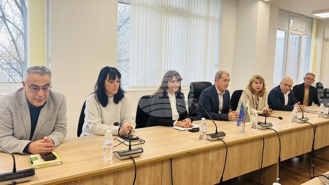 Бургаският държавен университет и Лесотехническият университет обсъждат създаването на съвместни магистърски програми 