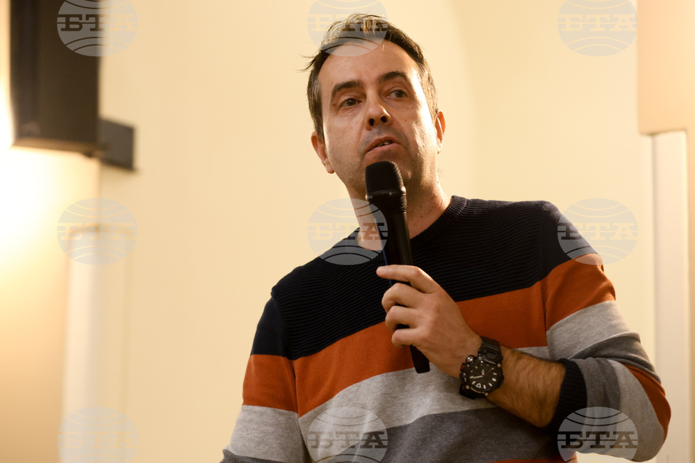 Международен ден на Антарктида - Дочо Дочев