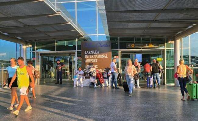 КНА: Компанията „Хермес Еърпортс“ обяви, че летищата й в Кипър са обслужили 13 милиона пътници от началото на годината