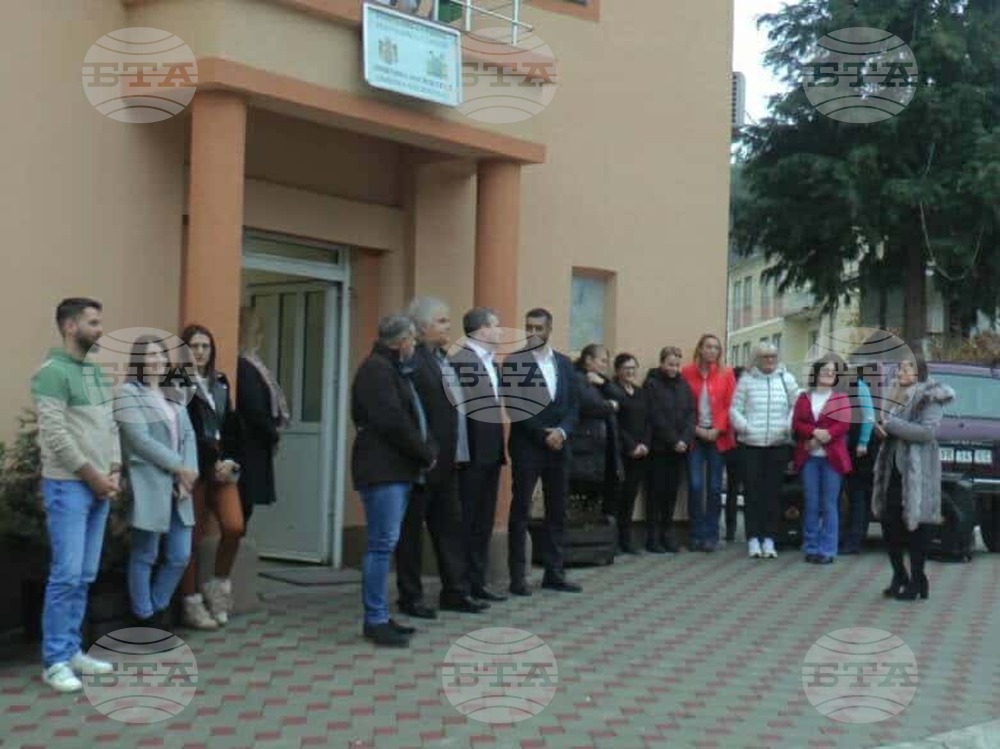 Министърът на културата на Сърбия Никола Селакович посети Босилеград