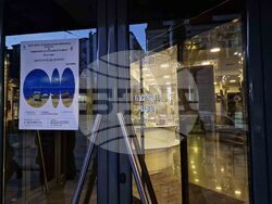 „Докосване до безкрая" - изложба