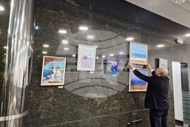 „Докосване до безкрая" - изложба