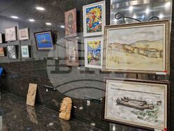 „Докосване до безкрая" - изложба