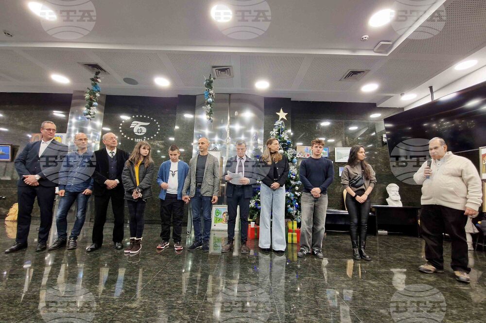 Ние работим заедно за изграждане на духовния път на България, каза Мартин Карагеоргиев за изложбата „Докосване до безкрая“