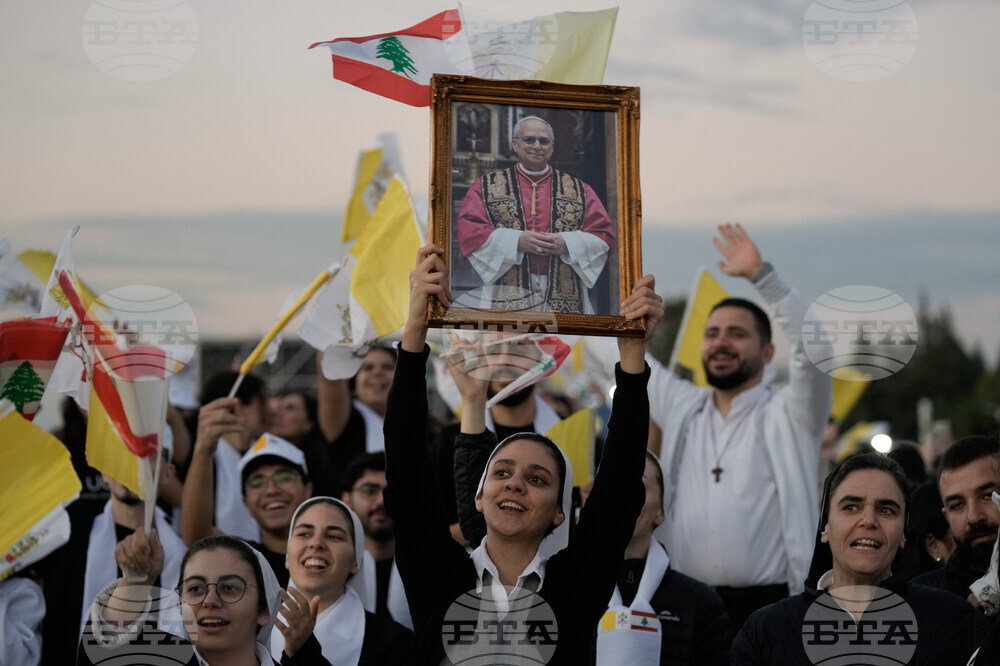 APTOPIX Lebanon Mideast Pope