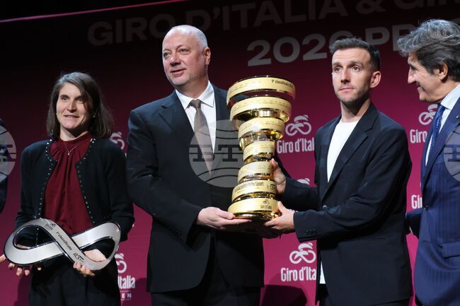 Шампионът от Обиколката на Италия Саймън Йейтс обяви, че прекратява кариерата си