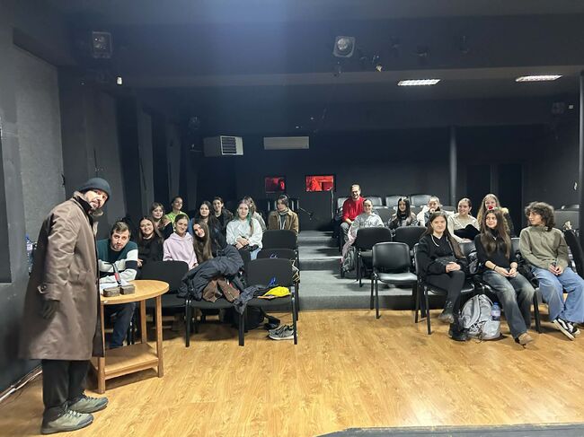 Обучение по актьорско майсторство за млади таланти въвежда Драматичният театър в Търговище 