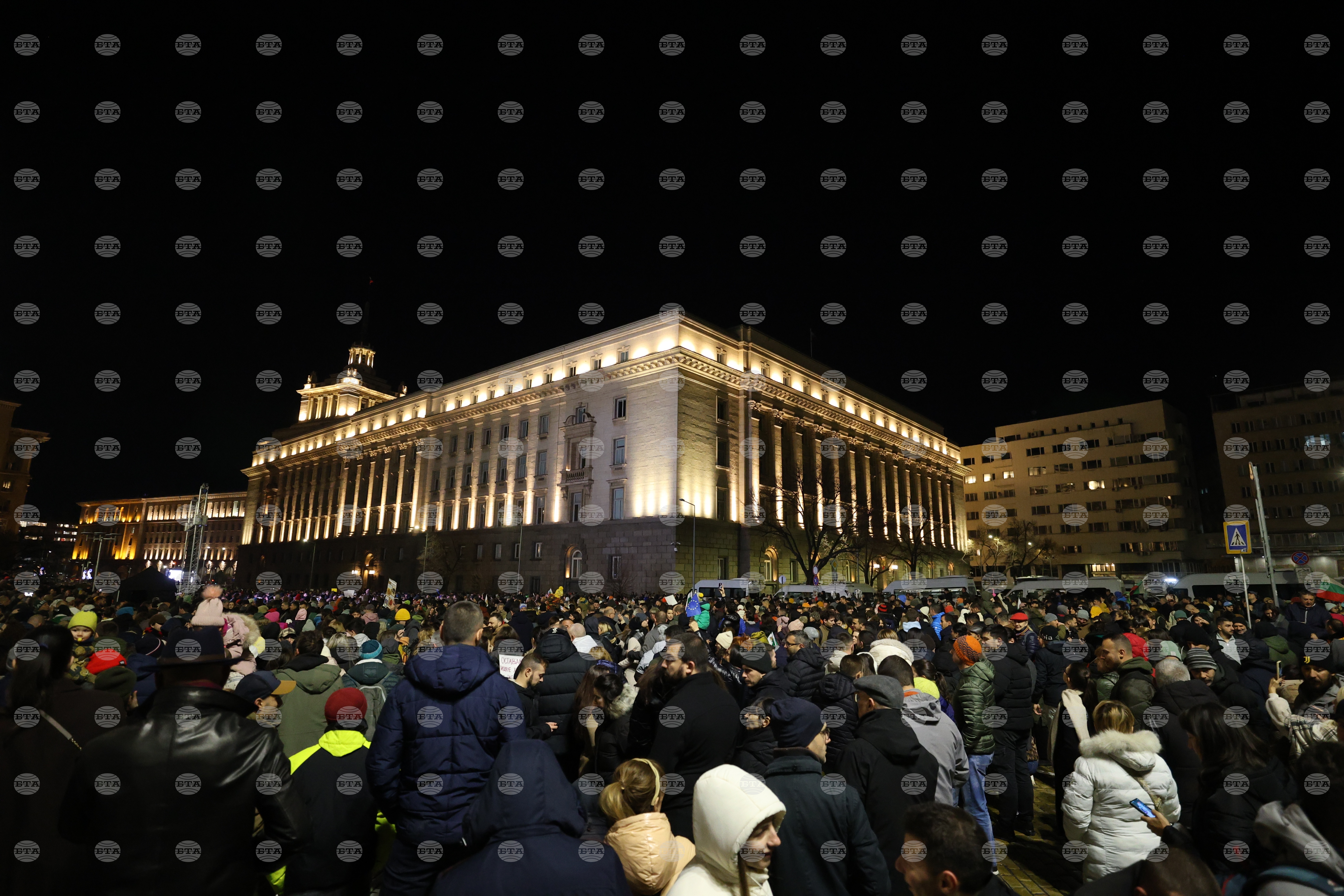 Large Protests Held in Major Bulgarian Cities against 2026 State Budget Bill