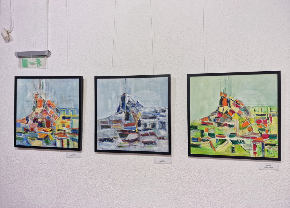 Смолян - изложба - художници