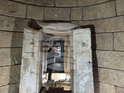 Казанлък - могила Голяма Косматка - Стефан Вълдобрев - албум „Акустиката на България“