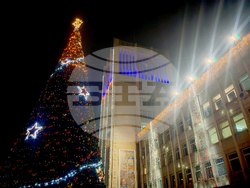 Габрово - елха - светлини