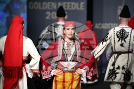 Годишни награди - „Златна игла“