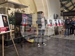 Световен ден за борба с ХИВ/СПИН - #ЧестноЗаХИВ - фотографската изложба