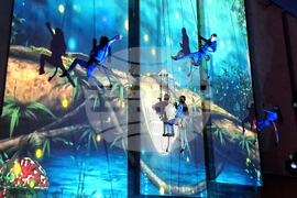 Велико Търново - въздушно-акробатично шоу - светване на коледните светлини