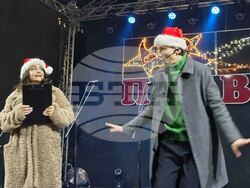 Плевен -  коледна елха - светлини