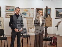 Бургас - благотворителна изложба