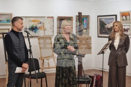 Бургас - благотворителна изложба