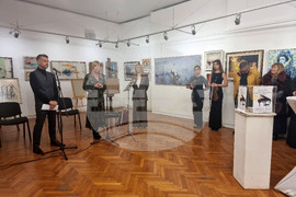 Бургас - благотворителна изложба