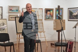 Бургас - благотворителна изложба