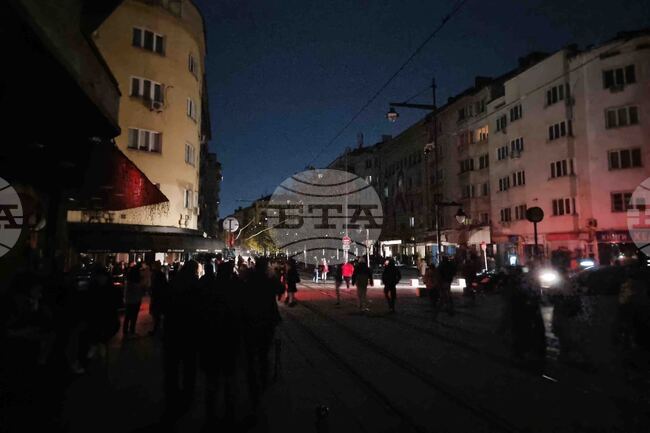 Част от центъра на София е без електрозахранване
