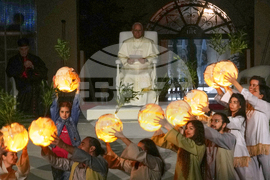 APTOPIX Lebanon Mideast Pope