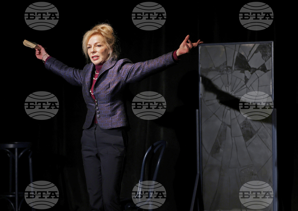 Милена Живкова - актриса