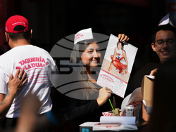 Mexico Dua Lipa Taqueria