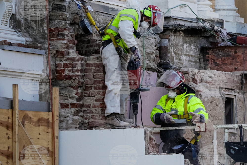 APTOPIX White House Ballroom