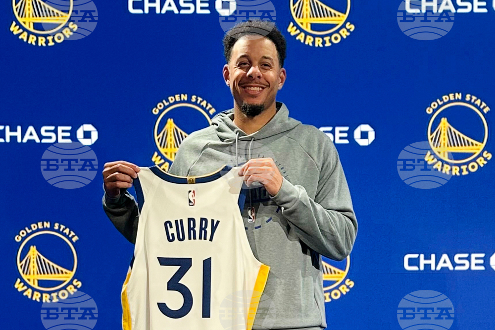 Warriors Seth Curry Basketball