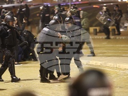 Протест - ескалация - полиция - протестиращи - задържане