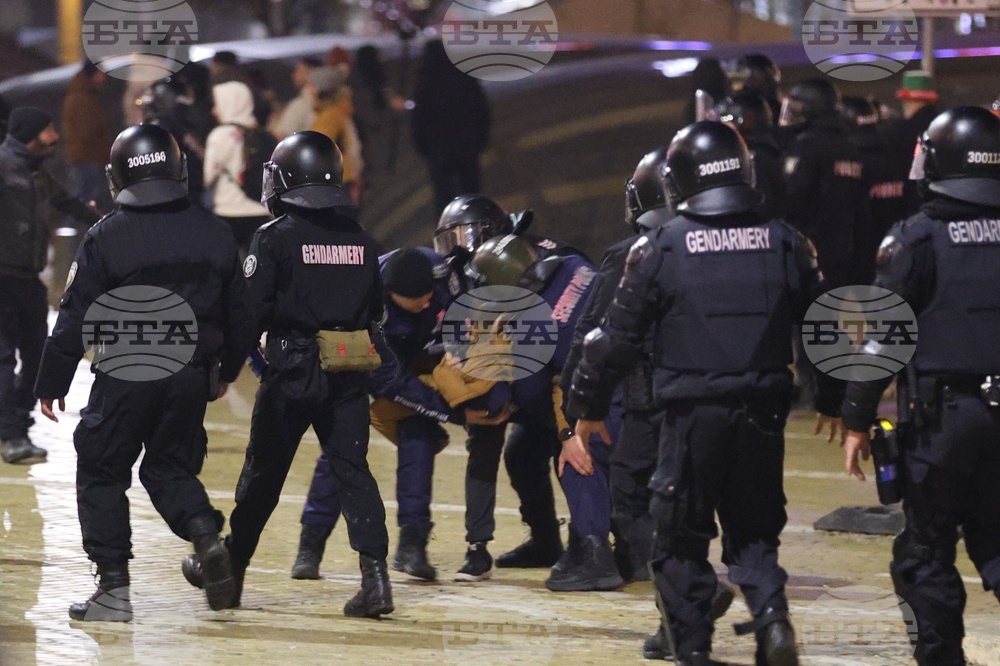Протест - ескалация - полиция - протестиращи - задържане