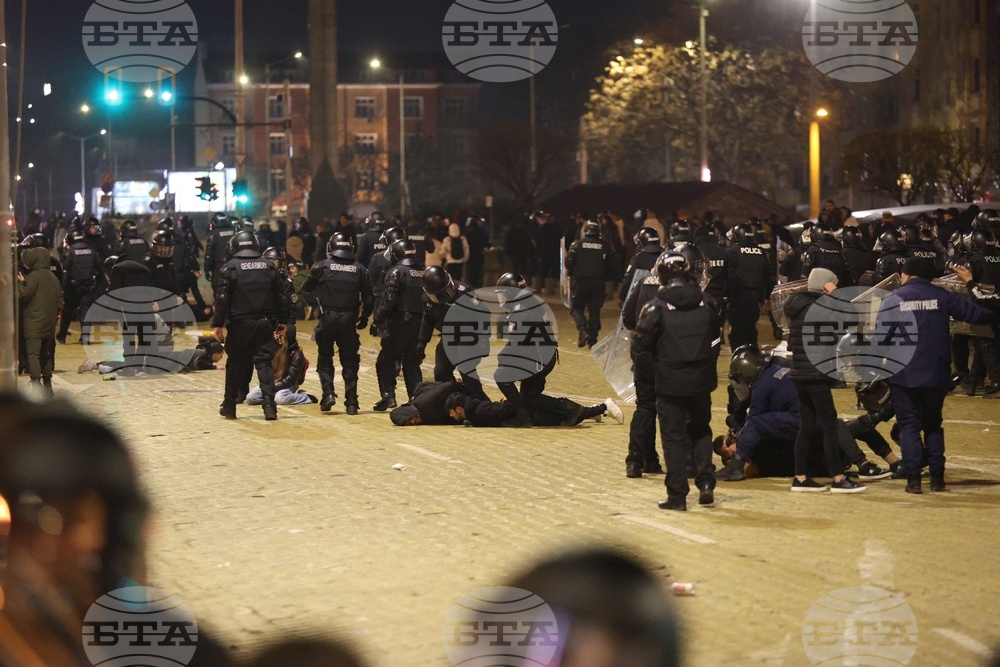 Protest against 2026 Draft Budget in Sofia Ends Around 1:30 A.M., Traffic near Parliament Restored