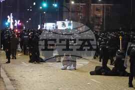 Протест - ескалация - полиция - протестиращи - задържане