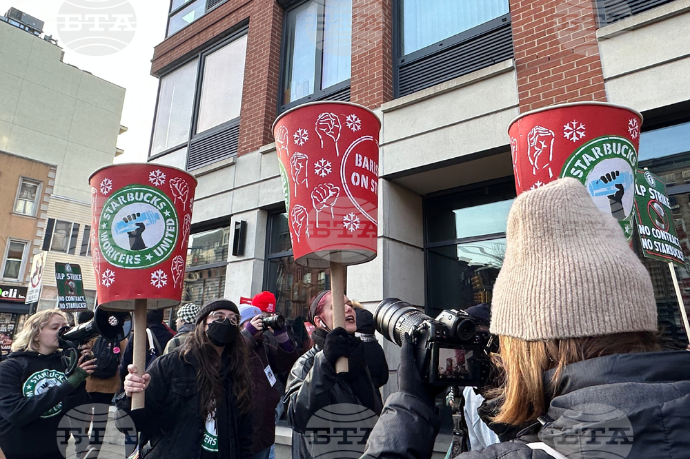 Синдикатът на служителите, приготвящи напитки от кафе във веригата „Старбъкс“, разширява едномесечната си стачка в още градове в САЩ