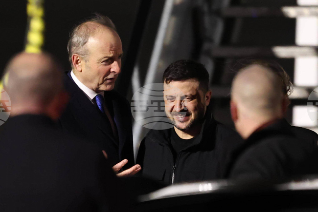 Зеленски ще се срещне днес с ирландския президент и ще говори пред парламента в Дъблин